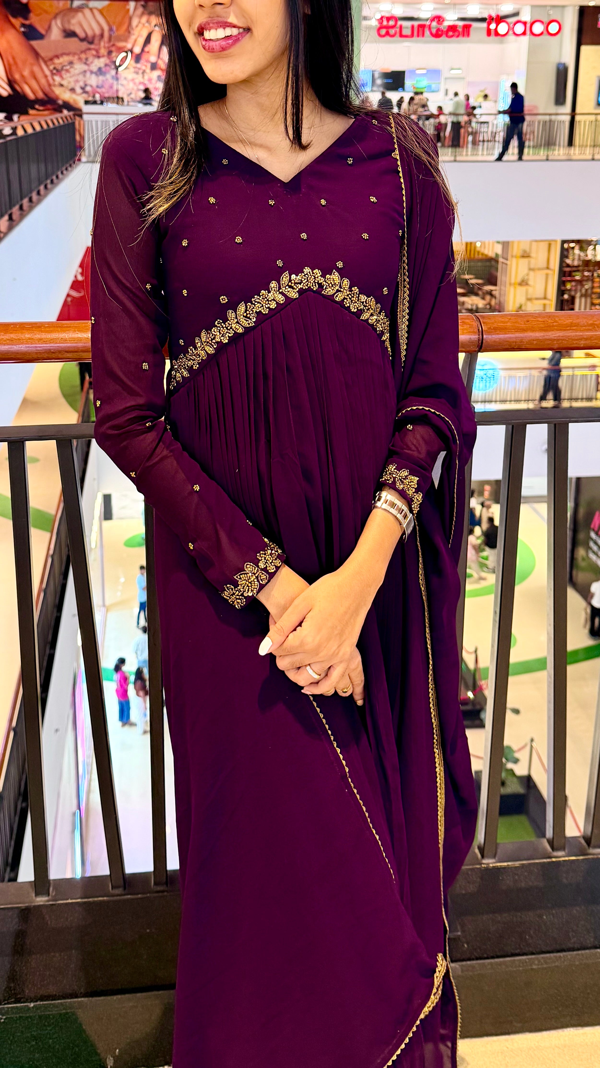 Meher Alia cut Kurthi with dupatta
