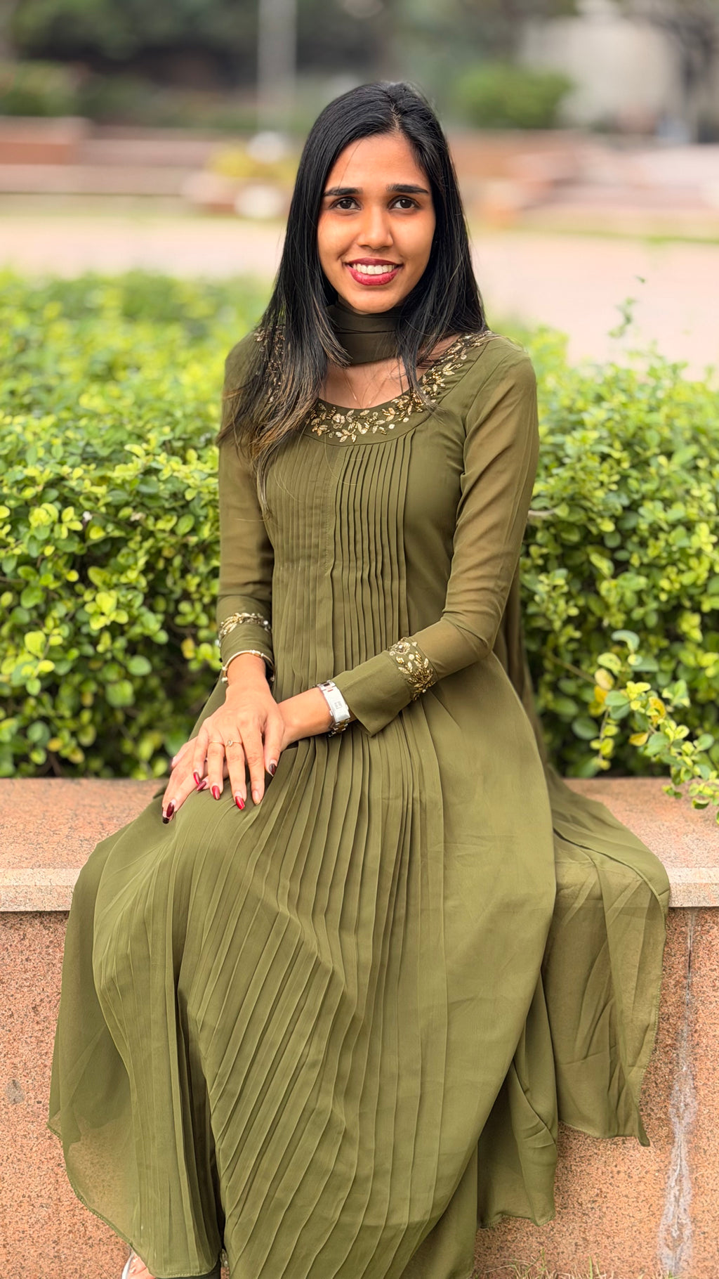 Aura olive green pleated Kurthi and dupatta