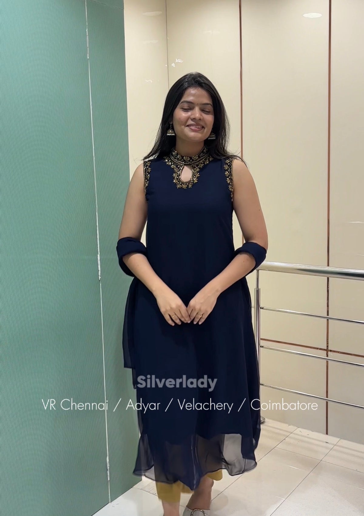Aline Kurthi with dupatta