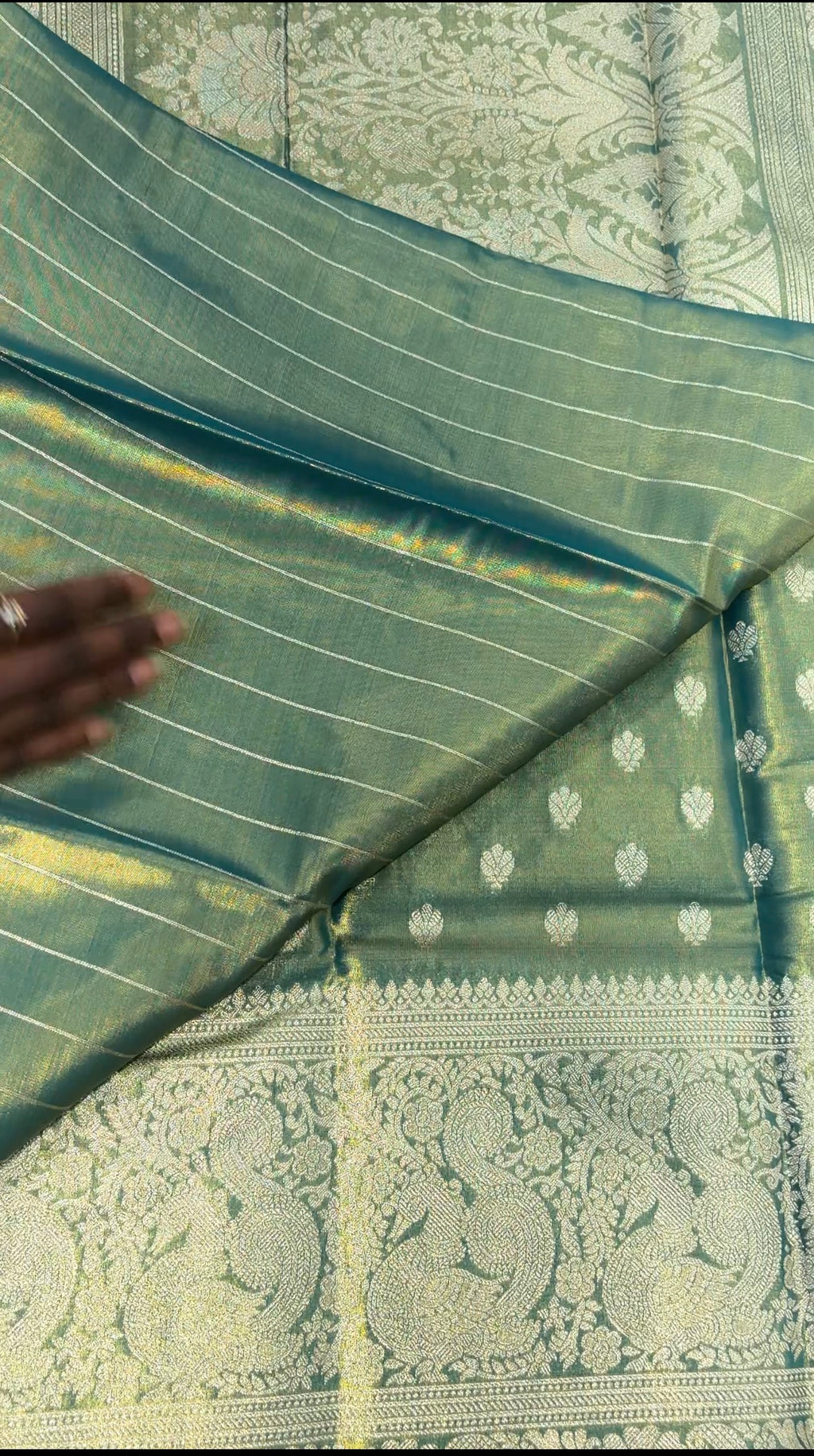 Luxe edition tissue sarees SLS101