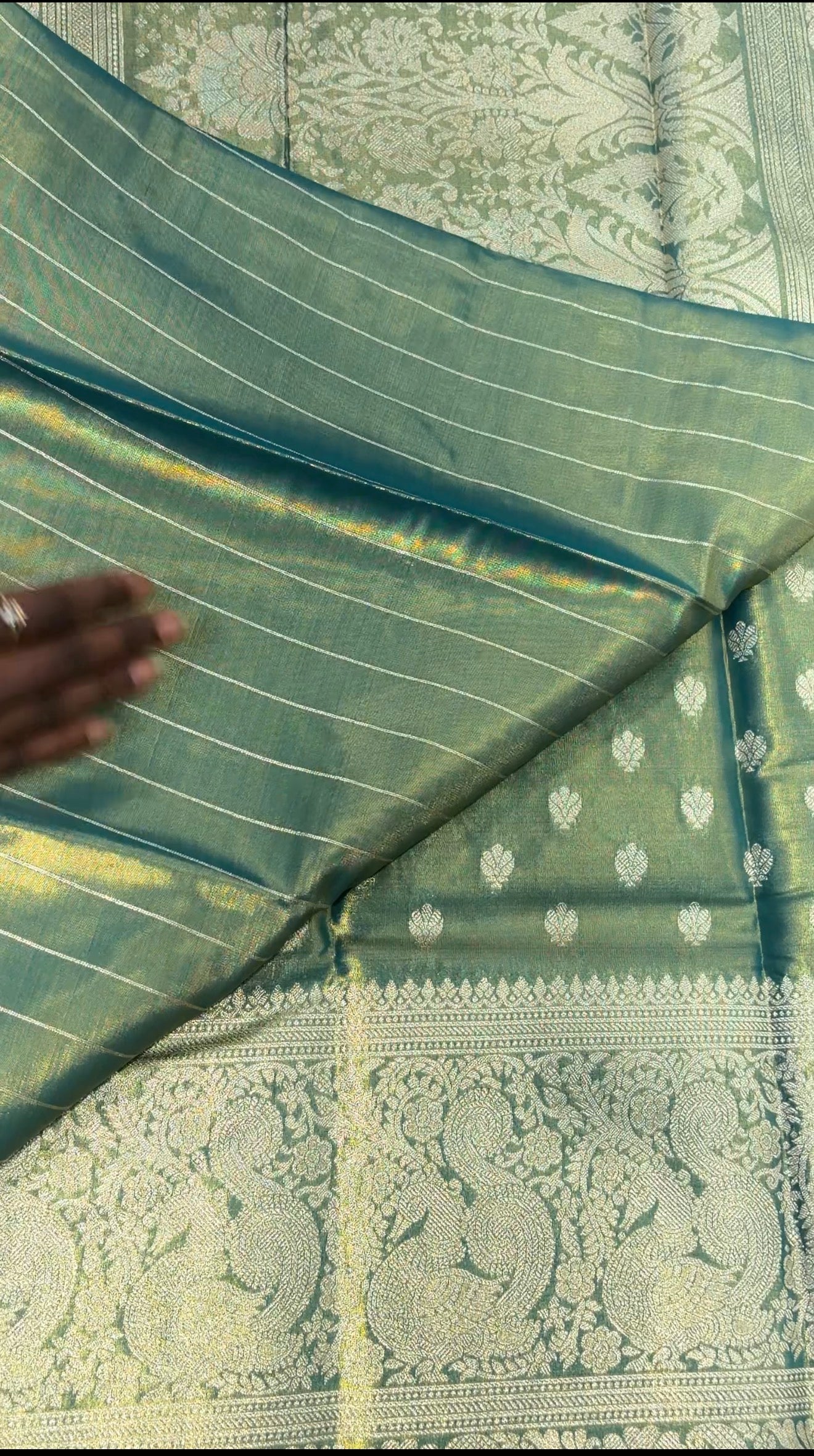 Luxe edition tissue sarees SLS101