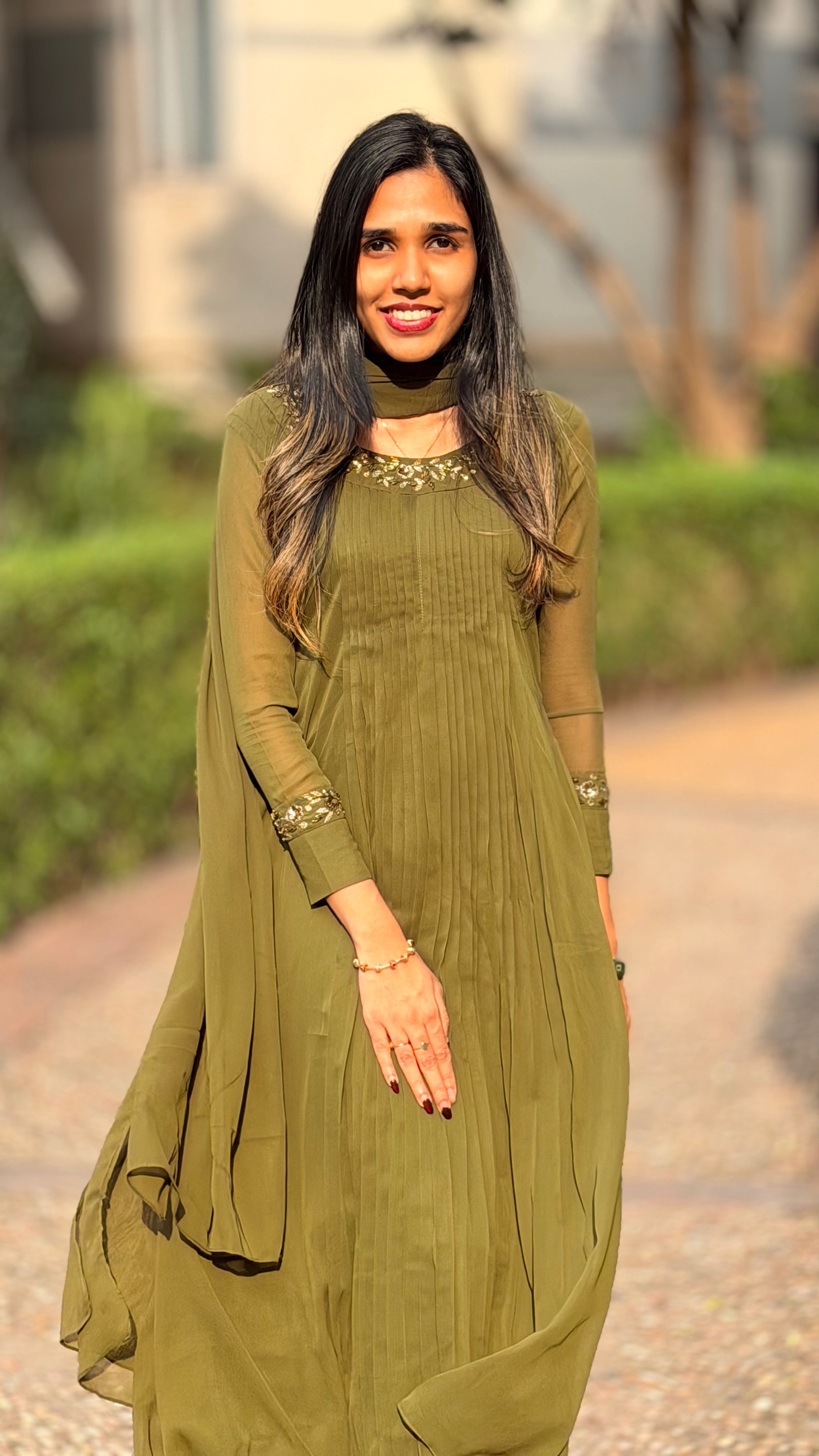 Aura olive green pleated Kurthi and dupatta