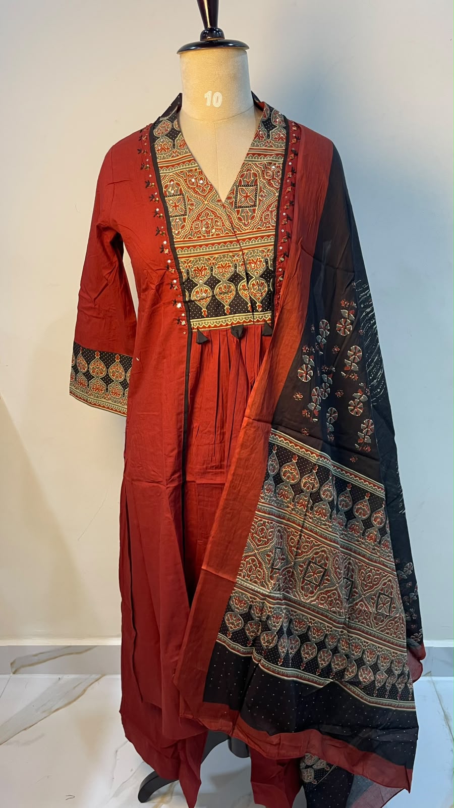 THREE PIECE KURTI SETS