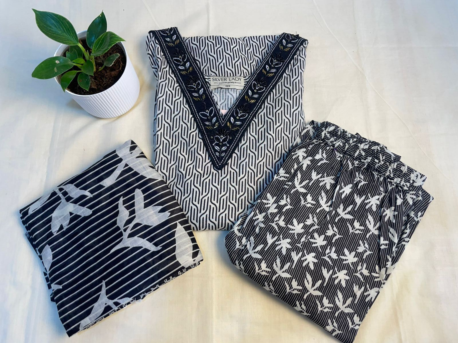 DAILY WEAR - THREE PIECE SALWAR SUIT