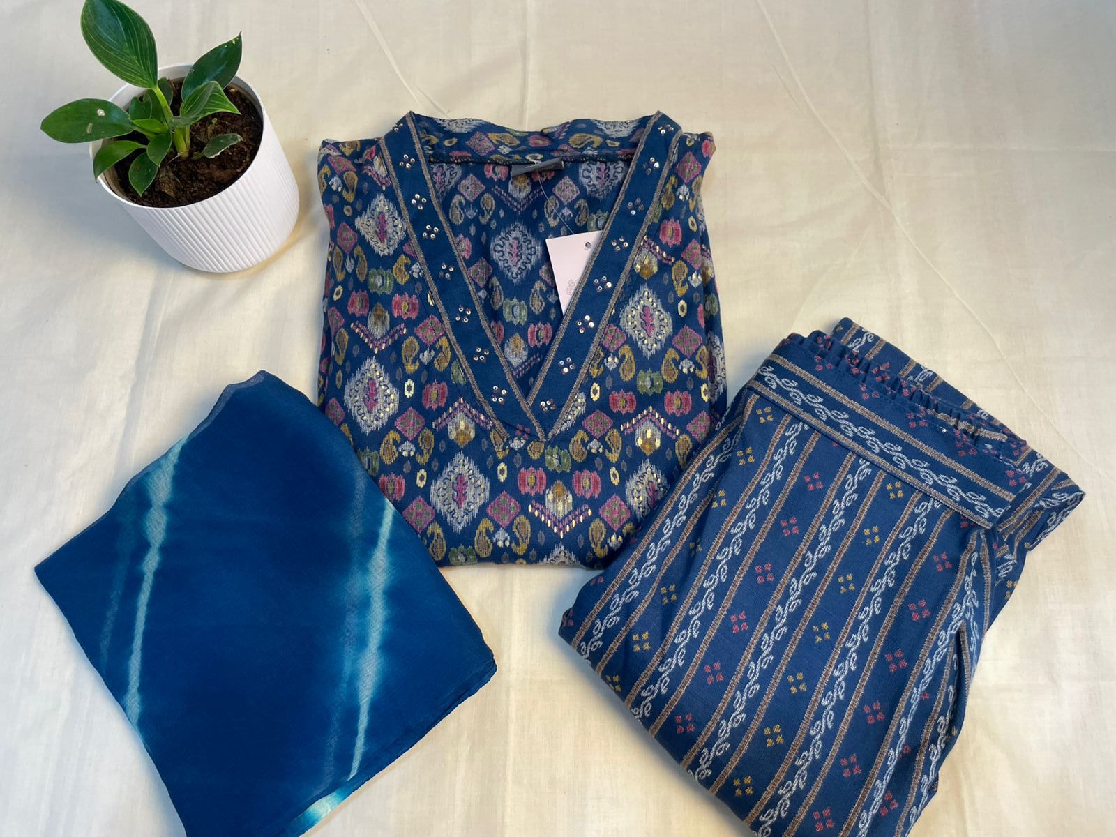 DAILY WEAR - THREE PIECE SALWAR SUIT